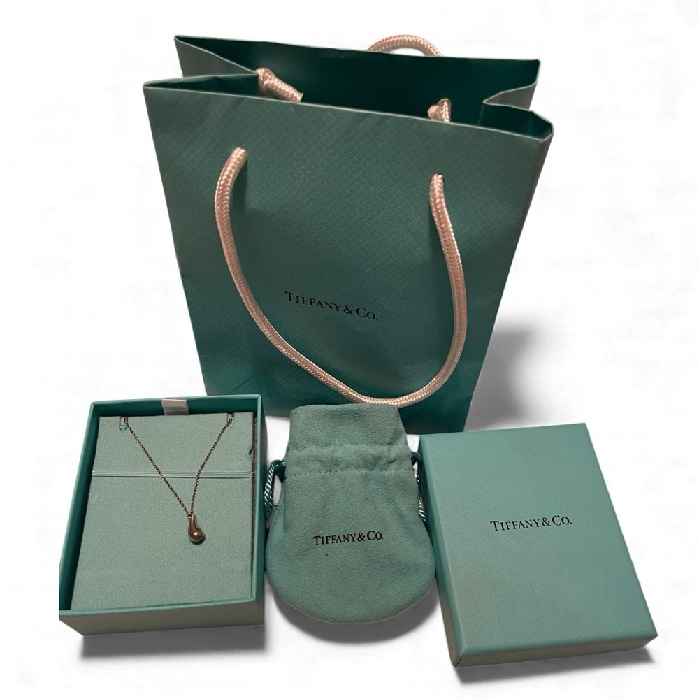 Tiffany & Co. Silver Elsa Peretti Tear Drop Necklace Authentic